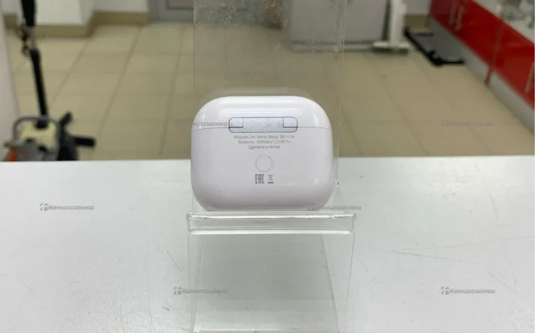 Наушники AirPods