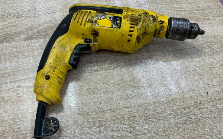 Дрель Stanley SDH700