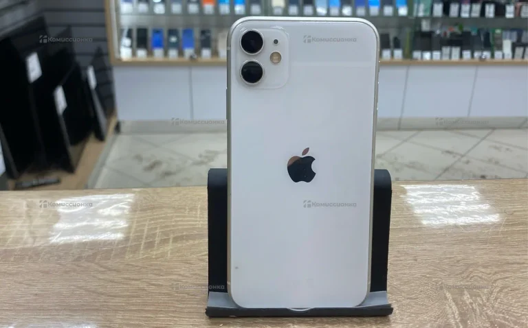 Apple iPhone 11 4/128 ГБ