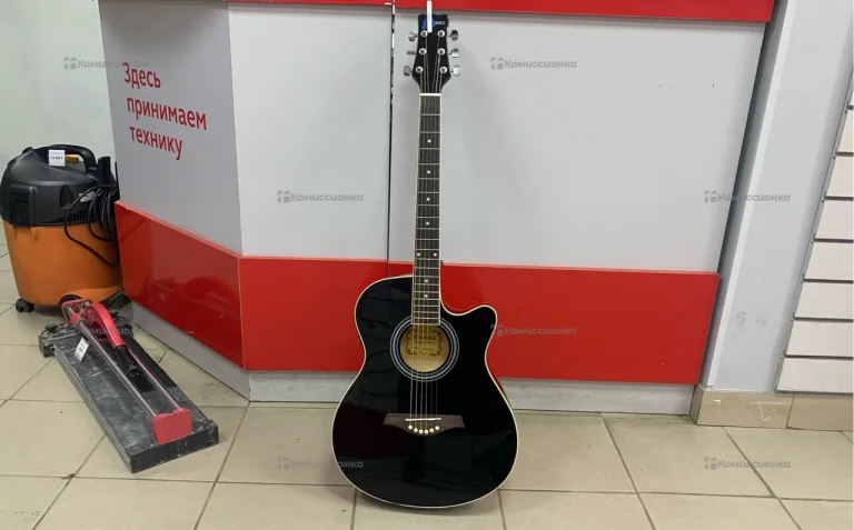 Гитара MARTINEZ SW-024HC-BK