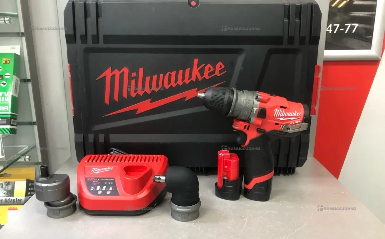 Дрель-шуруповерт Milwaukee M12 FPDX