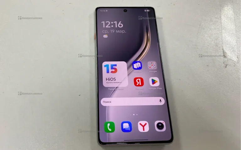 Tecno Camon 40 8/256 ГБ