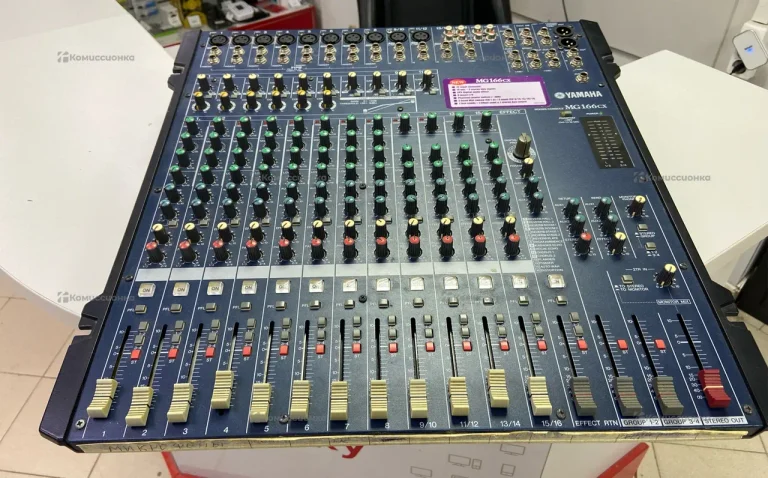 Микшерный пульт Yamaha MG166CX