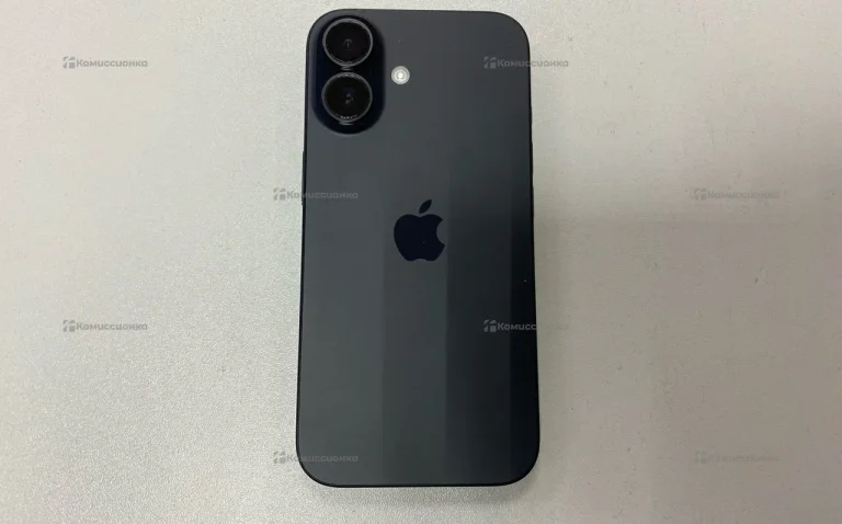 Apple iPhone 16 8/128 ГБ