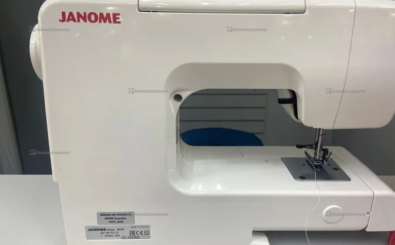 Швейная машина  JANOME MX 55