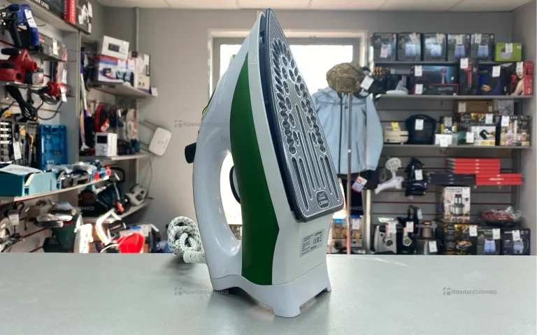 Утюг Leran CEI 3220