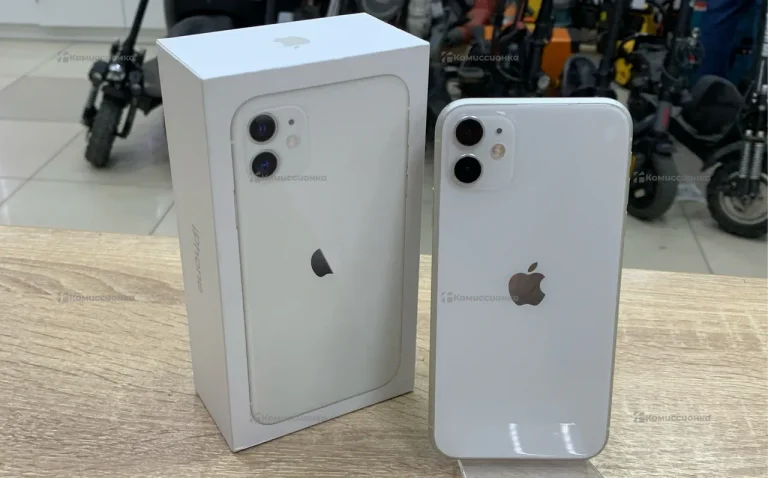 Apple iPhone 11 4/64 ГБ