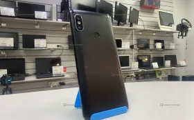 Телефон Xiaomi Redmi Note 5 4/64Gb