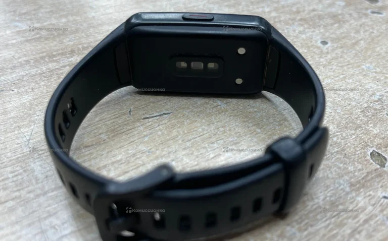 Часы  Honor band 6