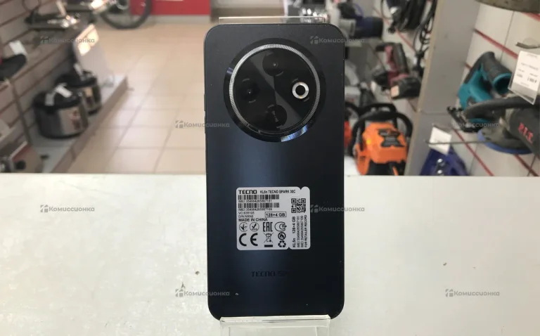 Tecno Spark 30C 4/128 ГБ