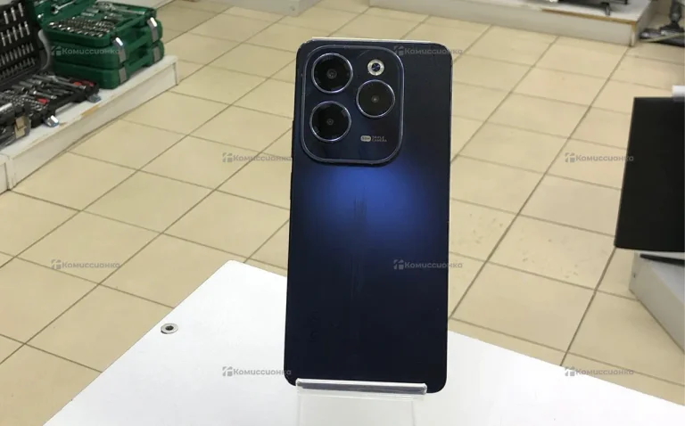 Infinix HOT 40 8/128 ГБ