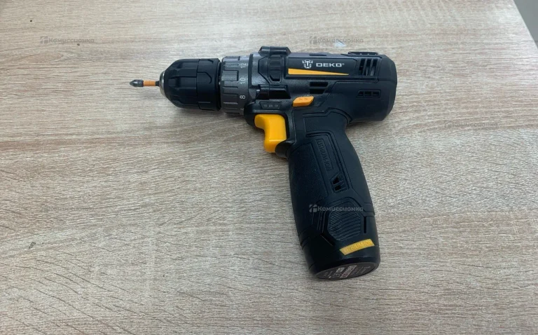Аккумуляторная дрель-шуруповерт DEKO GCD12DU3