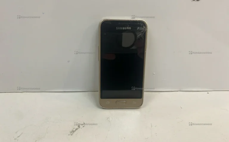 Samsung Galaxy J1 1/8 ГБ