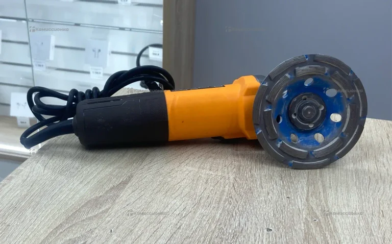 Угловая шлифовальная машина AG110028