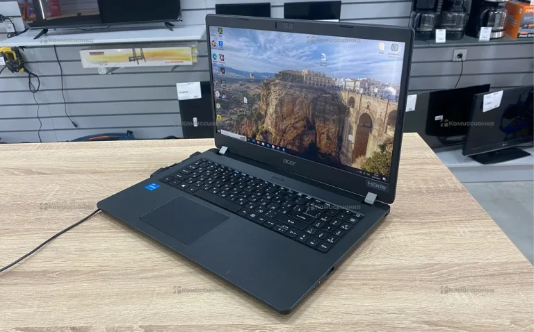 Ноутбук Acer TraveMate IP
