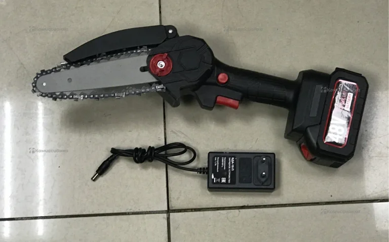 Аккумуляторная мини пила