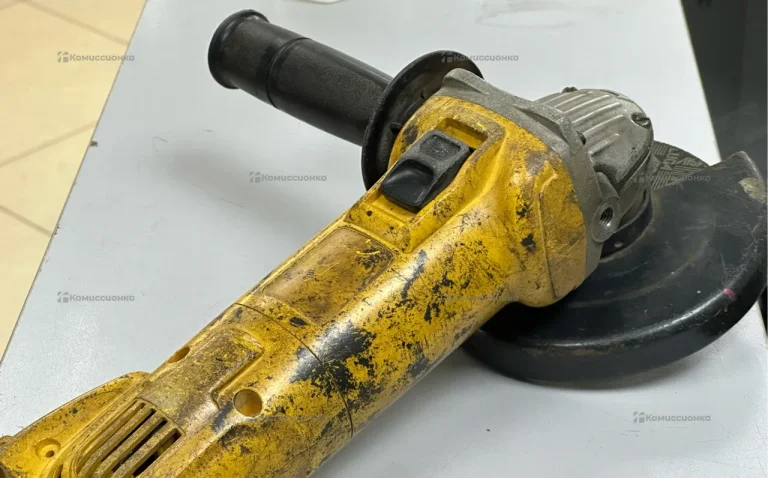 УШМ dewalt D28133