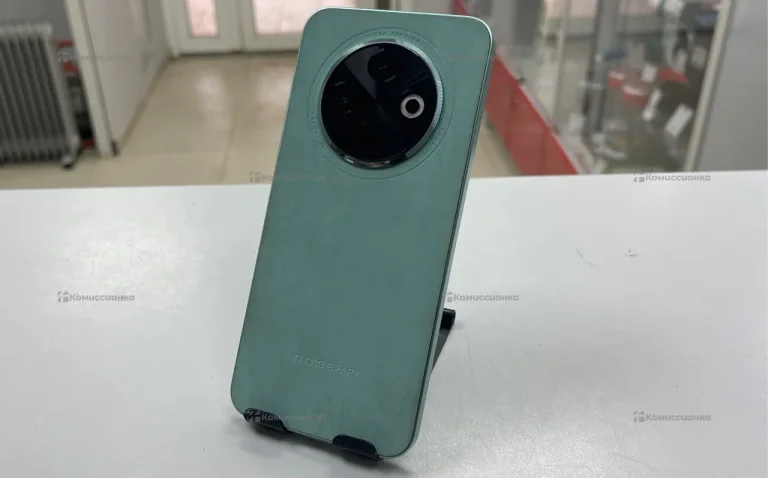 Tecno Spark 30C 6/128 ГБ