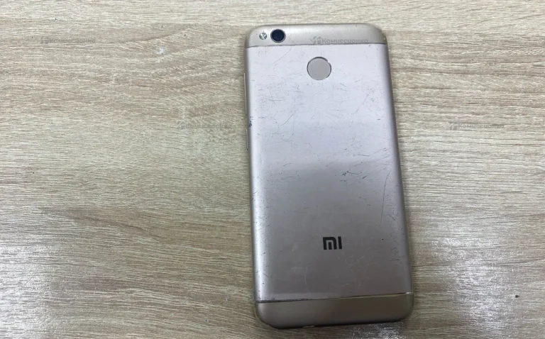 Xiaomi Redmi 4 (4X) 2/16 ГБ