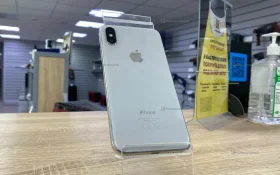 Apple iPhone X 3/64 ГБ