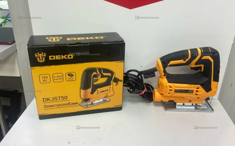 Лобзик сетевой DKJS750