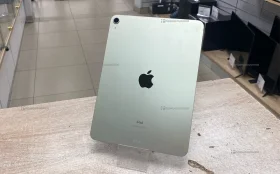 Планшет Apple iPad Air 4 64GB Wi-Fi.