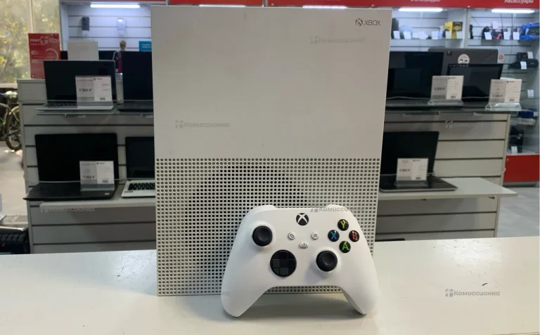 Приставка  Xbox one s 1тб без дисковода