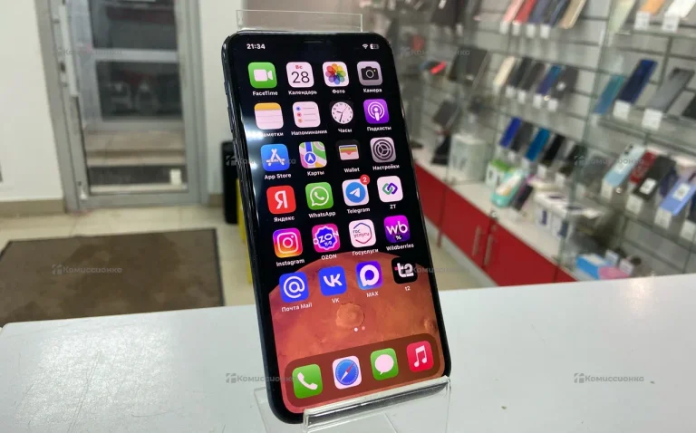 Apple iPhone 11 Pro Max 4/64 ГБ
