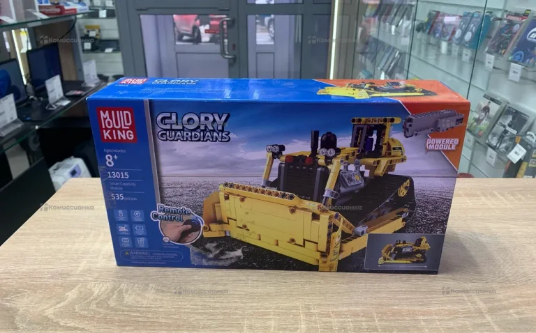 Лего на пульте управления Glory Guardians