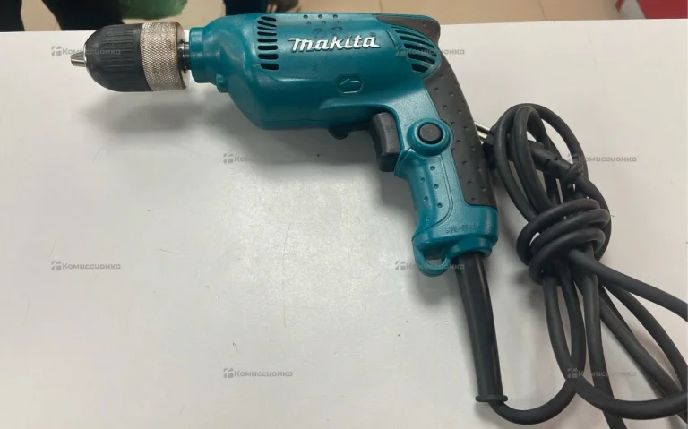 Дрель Makita 6413
