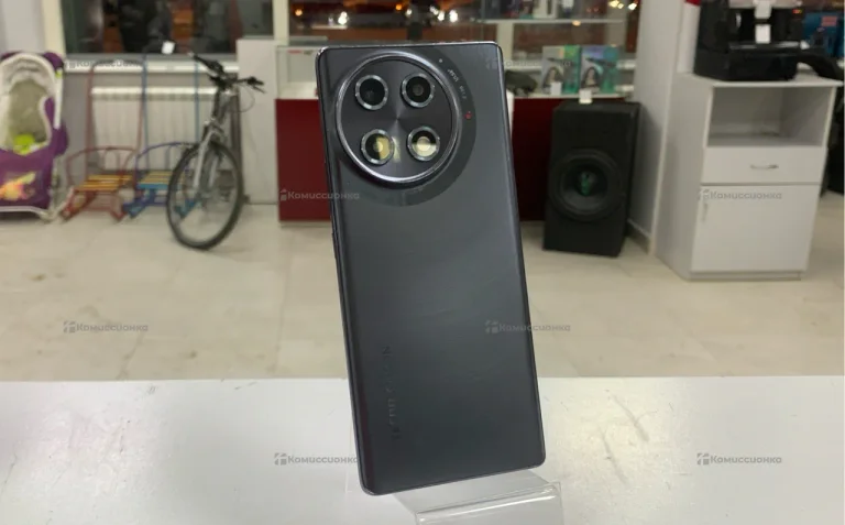 Tecno Camon 30S Pro 8/256 ГБ