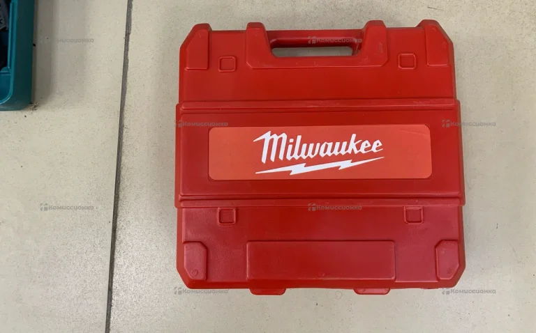 аккумуляторный Дрель Шуруповерт Milwaukee