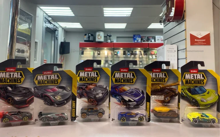Машинка Metal Machines