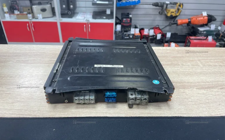 Усилитель Vela’s VA-1002