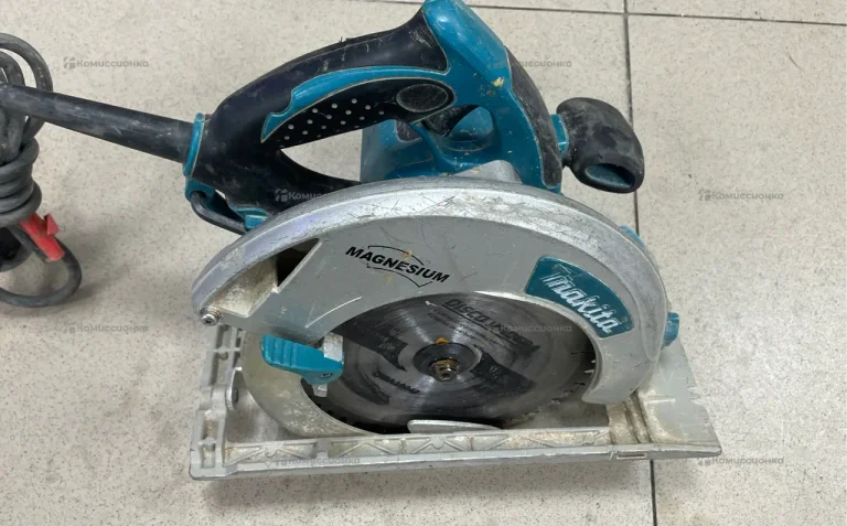 Дисковая пила makita 5008MG