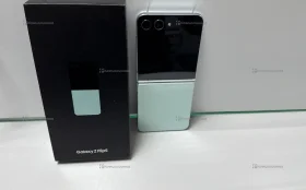 Samsung Galaxy Z Flip5 8/256 ГБ