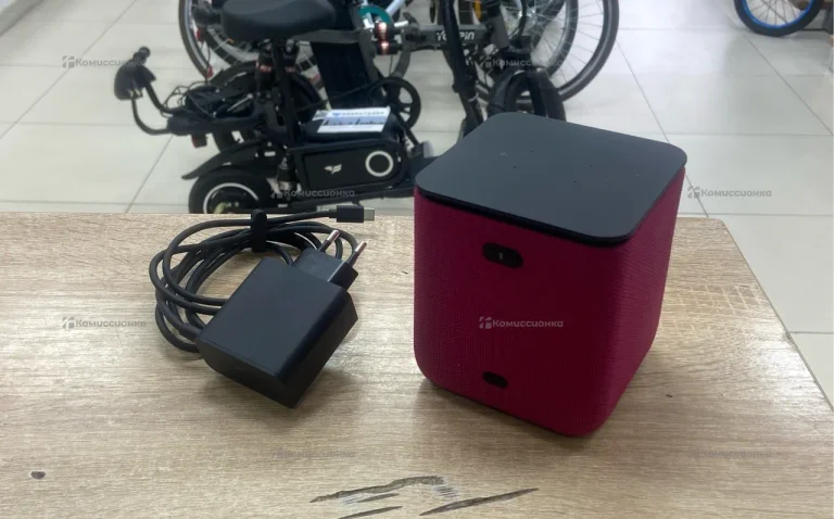 Колонка  Яндекс станция миди