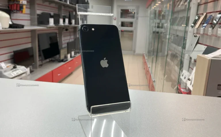 Apple iPhone SE 128Gb