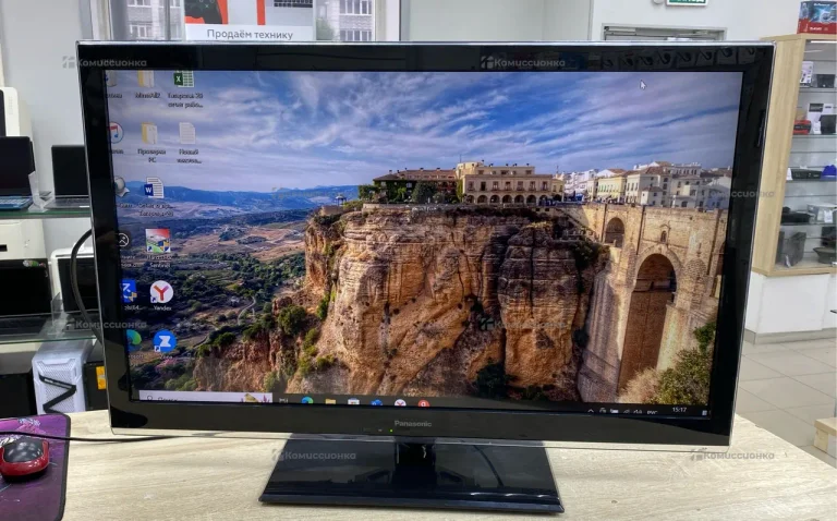Телевизор Panasonic TX-LR32ES