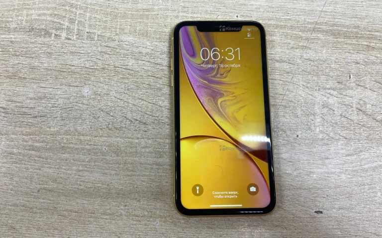 Apple iPhone XR 3/128 ГБ