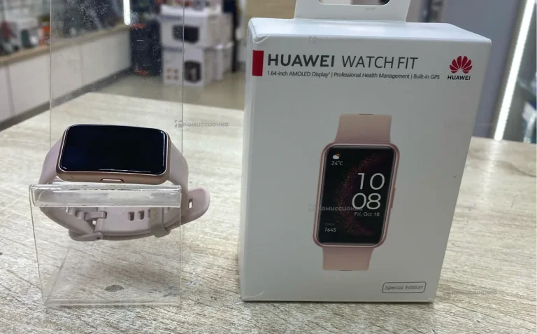 Часы Huawei Watch Fit