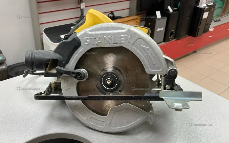 Дисковая пила STANLEY SC16