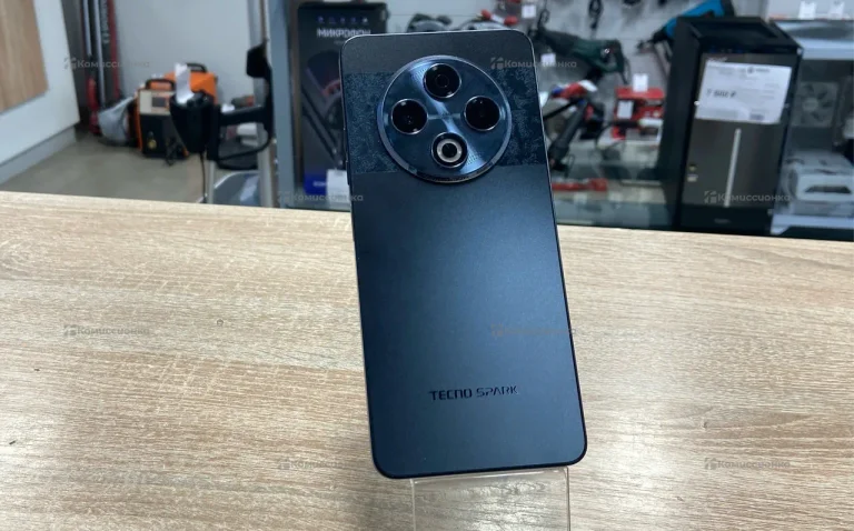 Tecno Spark 30 8/128 ГБ