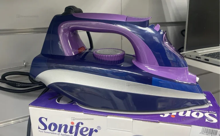 Утюг Sonifer SF 9098
