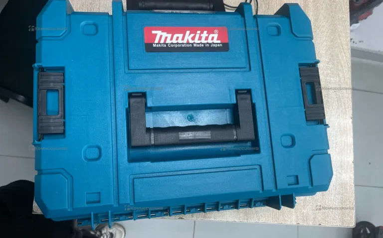 Ударный Гайковерт Makita DTW700 18