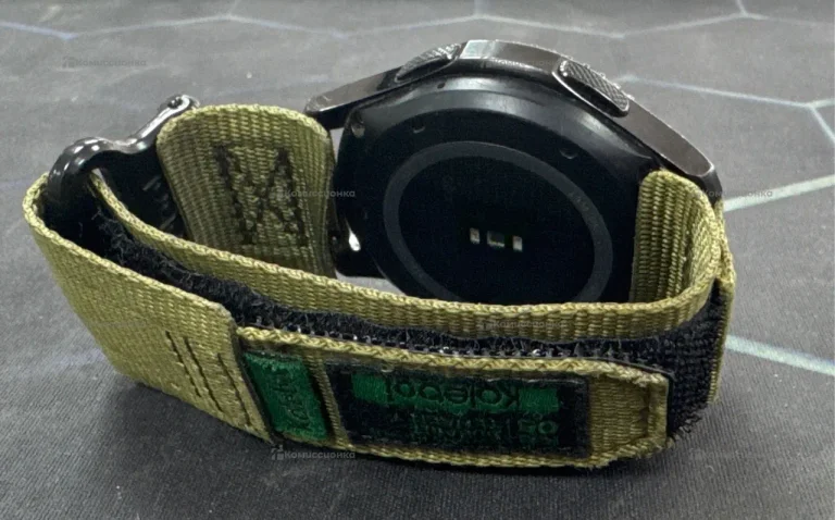 Часы  Samsung gear s3 frontier