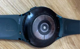 Часы  Galaxy watch 4