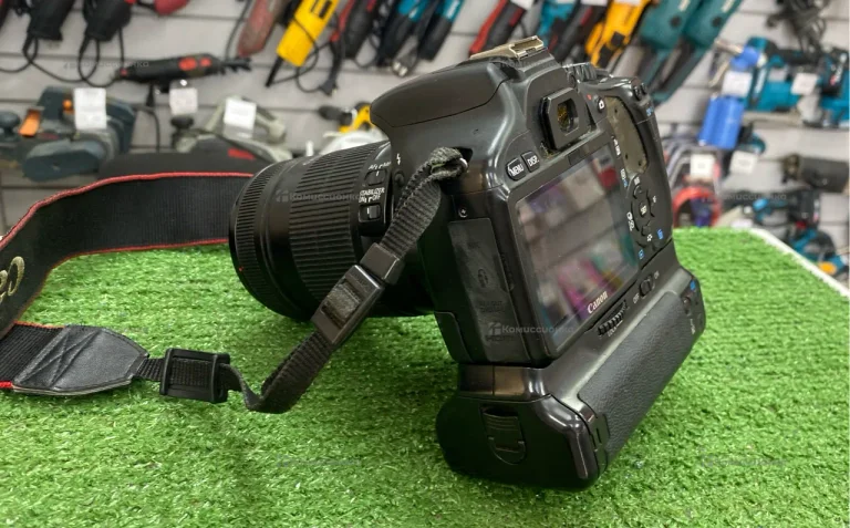 Фотоаппарат Canon