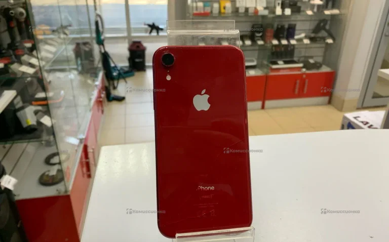 Apple iPhone XR 64 ГБ
