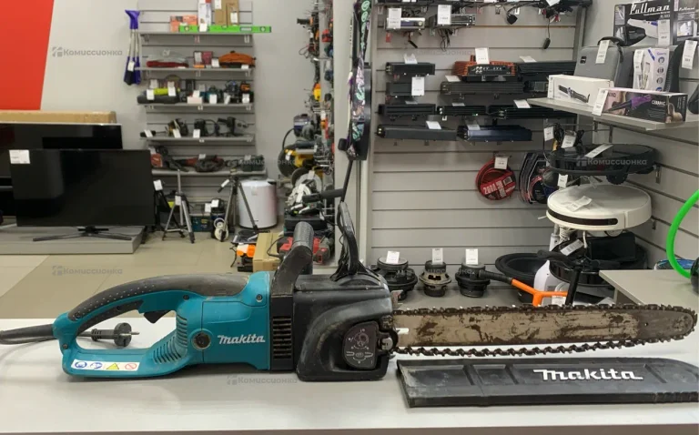 Цепная пила makita UC4530A